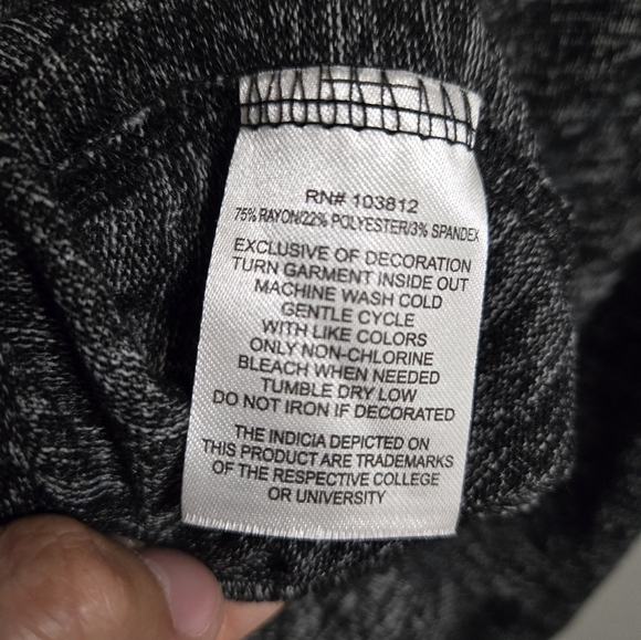 Bundle of Iowa Hawkeyes Sweater and Top - Picture 6 of 16